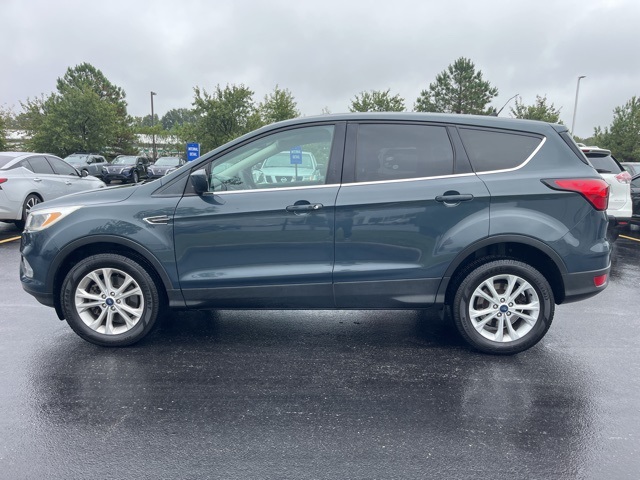 2019 Ford Escape SE photo 2