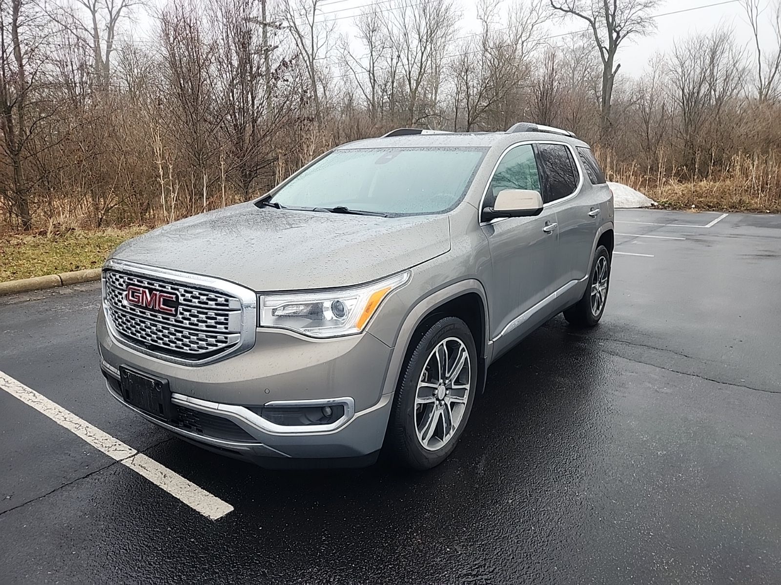 2019 GMC Acadia Denali's photo
