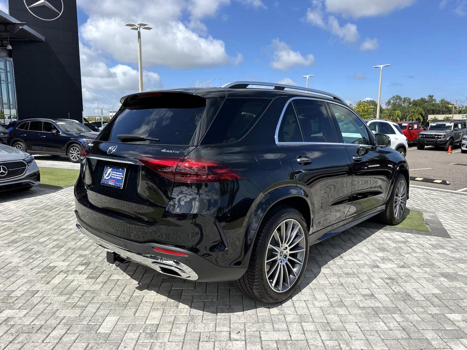 2026 Mercedes Benz GLE 450 4MATIC photo 4