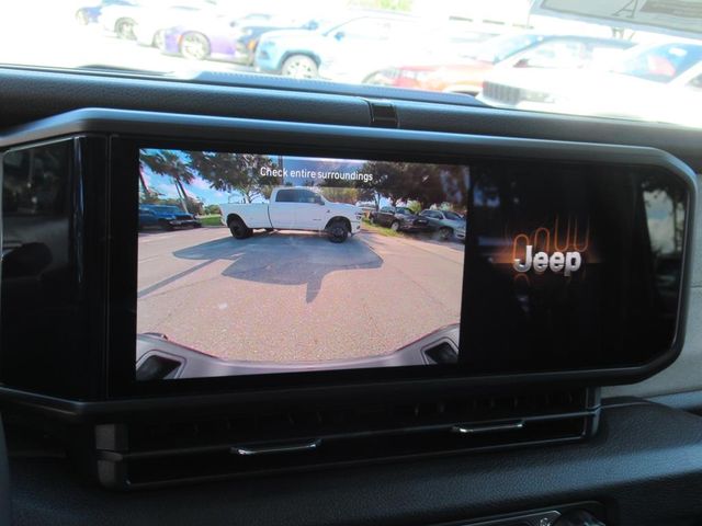 2025 Jeep Gladiator Sport S photo 23