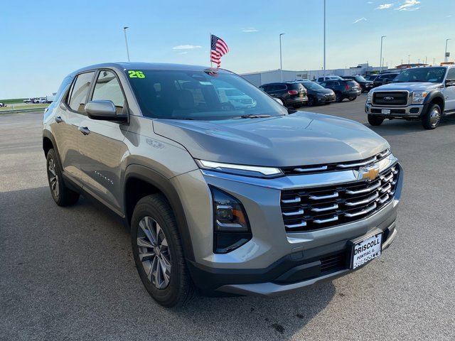 2026 Chevrolet Equinox LT photo 3
