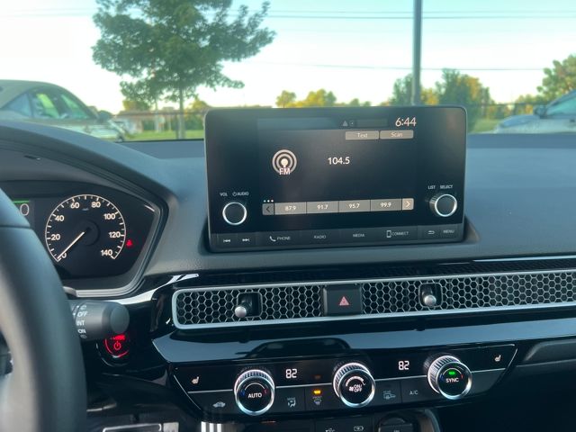 2026 Honda Civic Hatchback Sport Hybrid photo 14