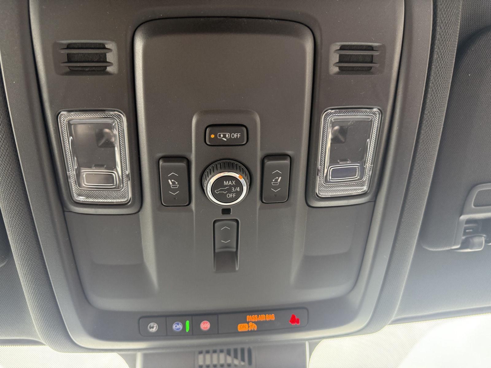 2025 Chevrolet Tahoe Premier photo 23