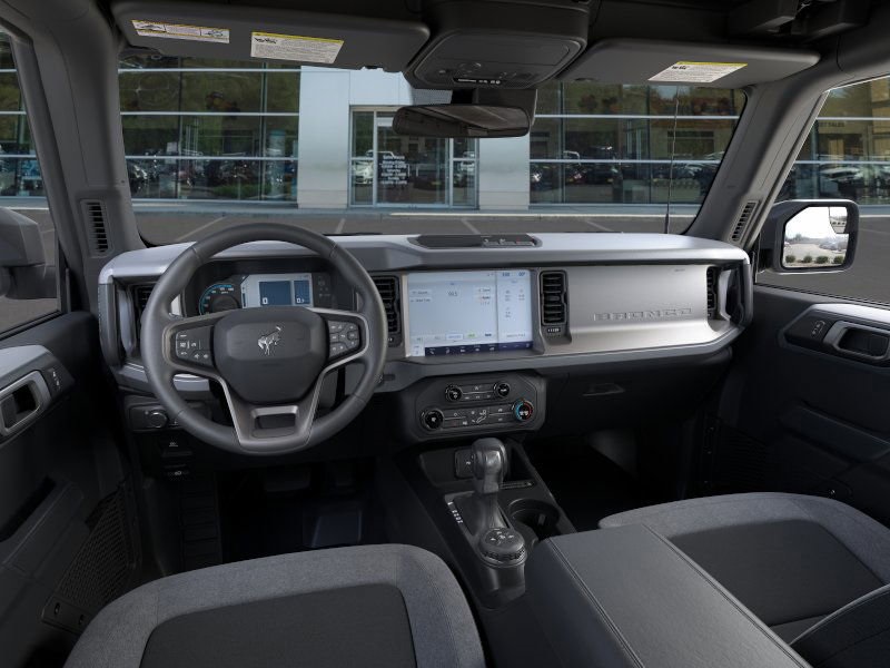 2025 Ford Bronco Base photo 9
