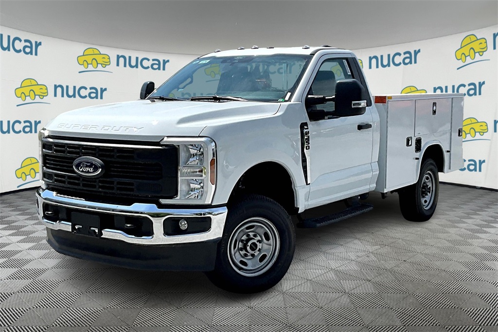 2025 Ford F-250 XL photo 3