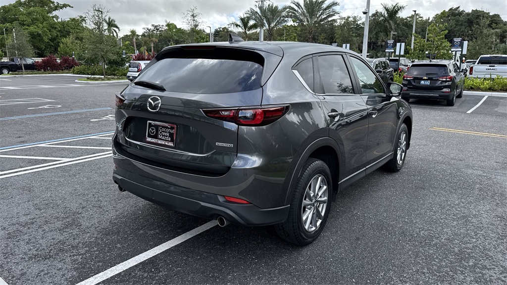 2023 Mazda CX-5 2.5 S Preferred photo 3