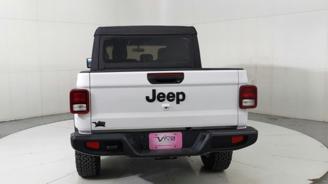 Used 2022 WHITE Jeep Sport S image 4