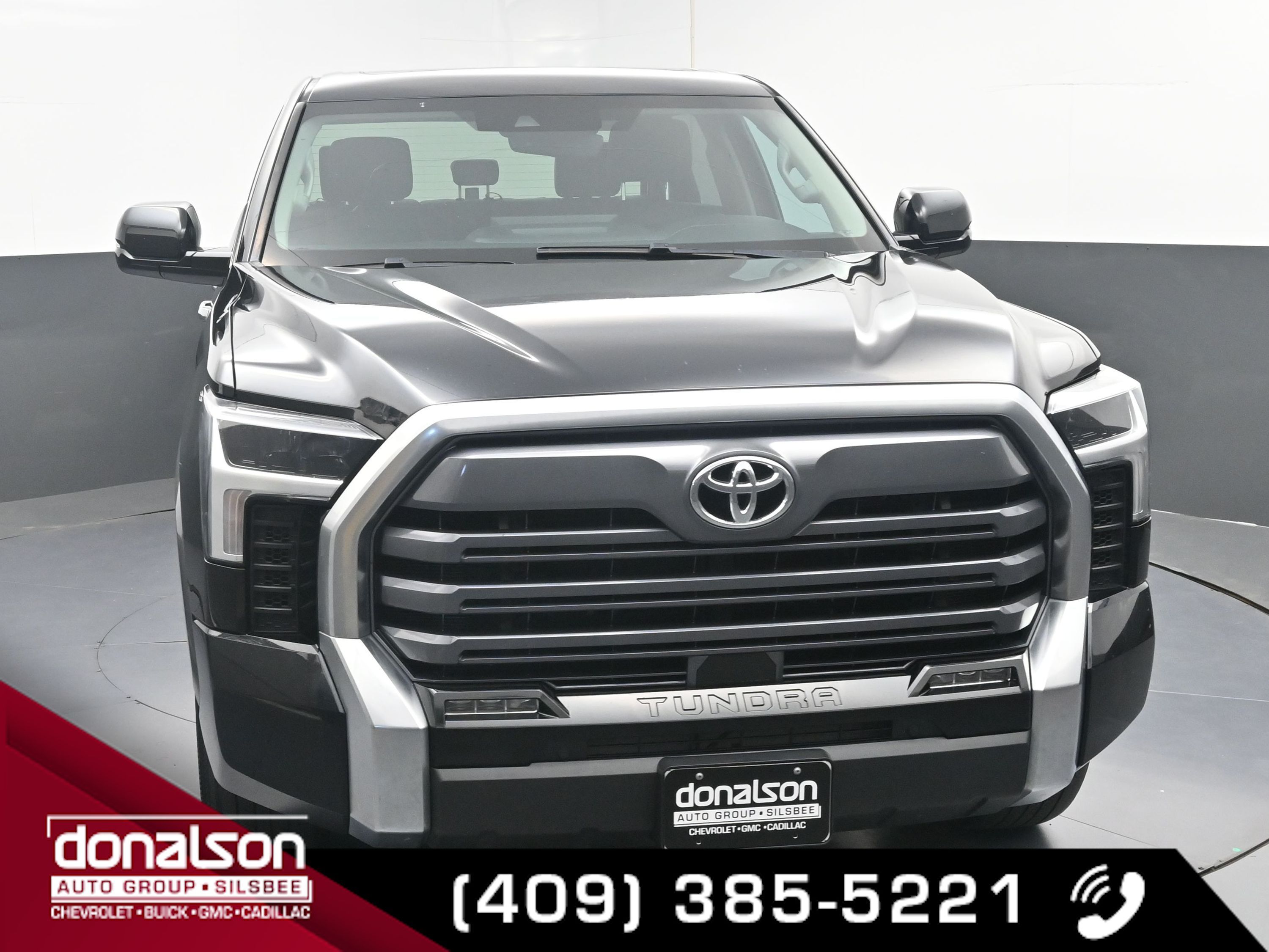 2023 Toyota Tundra Limited photo 2