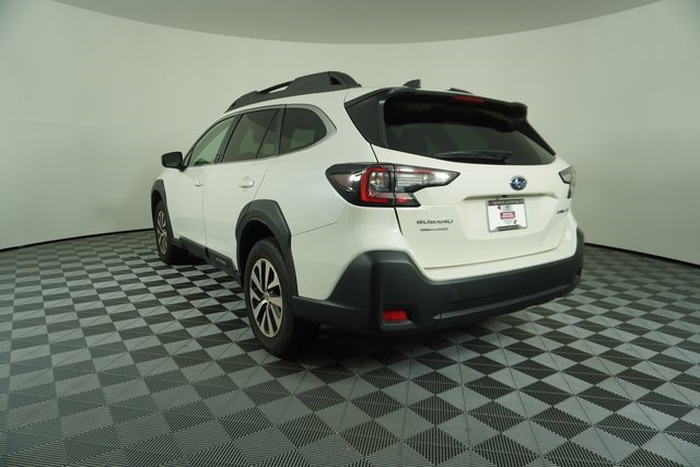 2024 Subaru Outback Premium photo 4