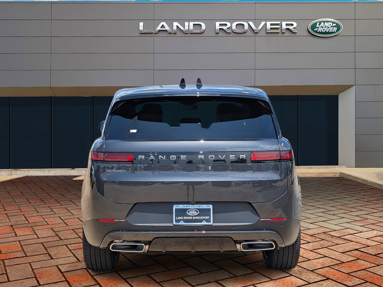 2025 Land Rover Range Rover Sport SE photo 2