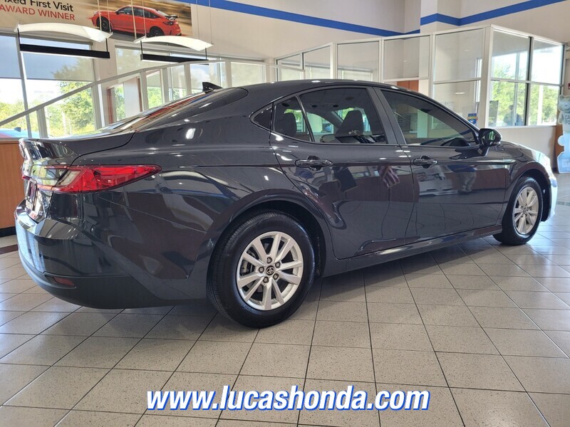 2025 Toyota Camry LE photo 2