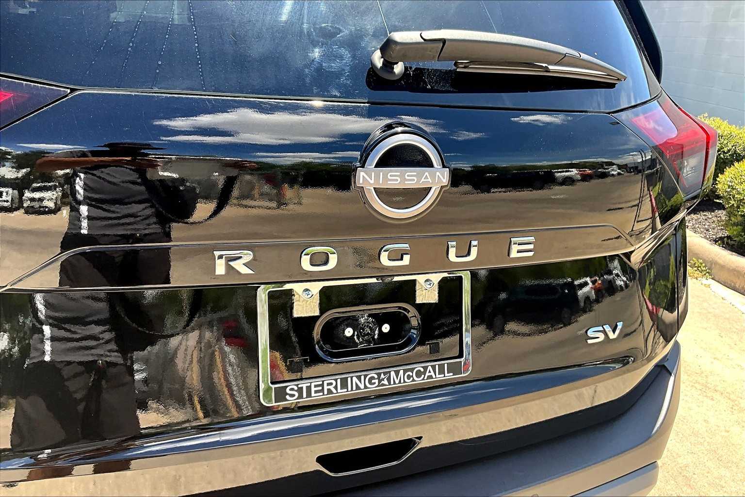 2023 Nissan Rogue SV photo 28