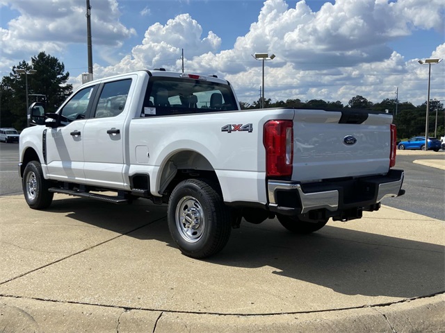 2026 Ford F-250 photo 4
