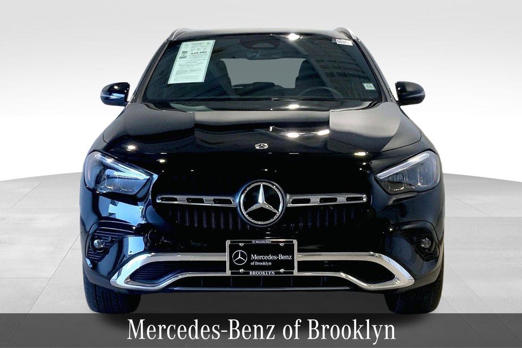 2025 Mercedes Benz GLA 250 4MATIC photo 3