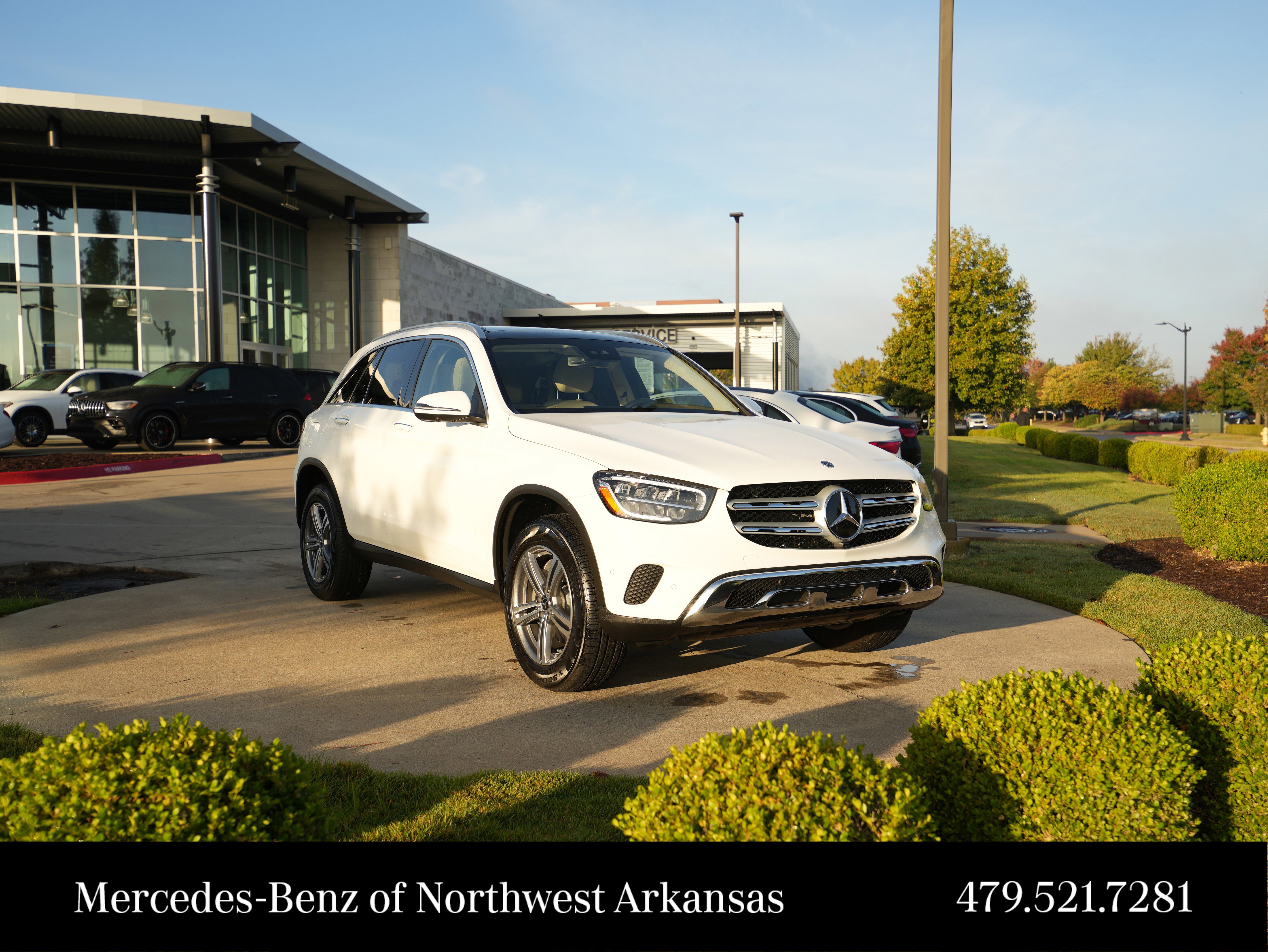 2022 Mercedes-Benz GLC GLC300's photo