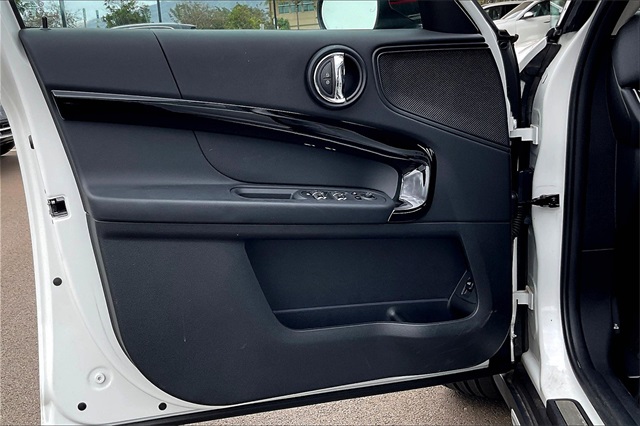 2024 Mini Cooper Signature photo 20