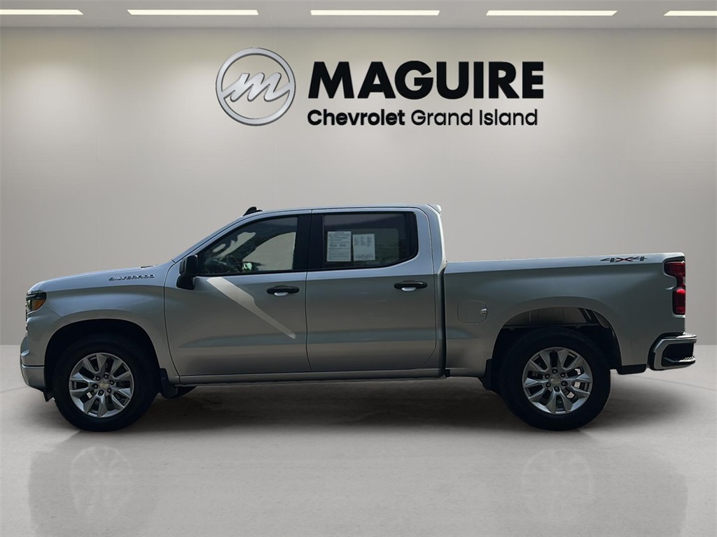 2022 Chevrolet Silverado 1500 Custom photo 4