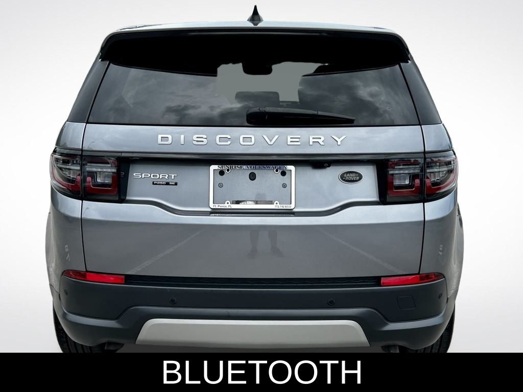 2020 Land Rover Discovery Sport SE photo 4