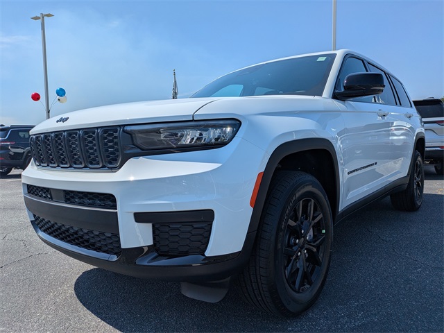 2025 Jeep Grand Cherokee Altitude X photo 6