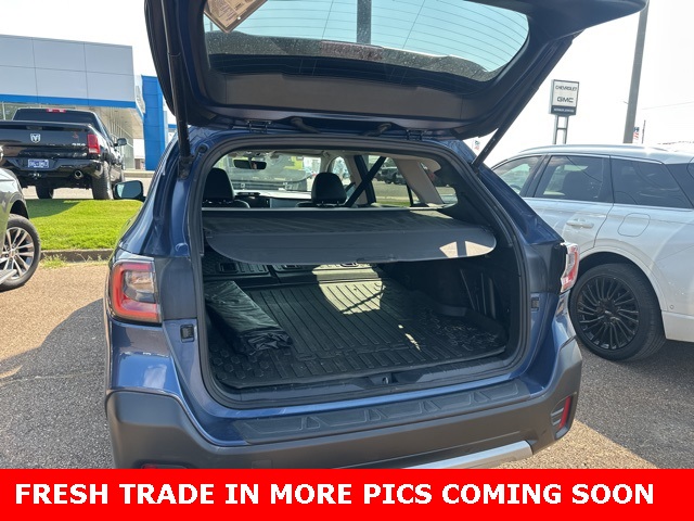 2020 Subaru Outback Limited photo 4
