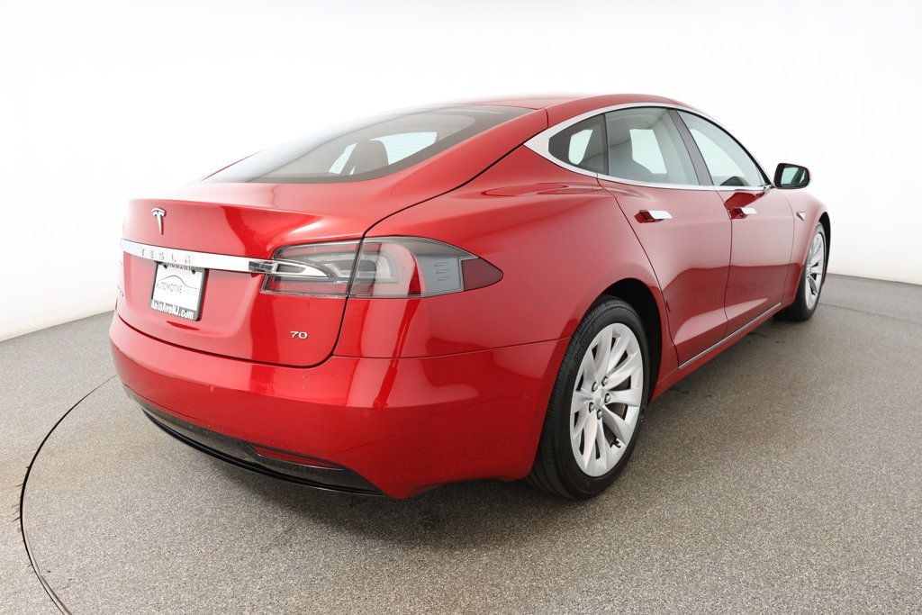 2016 Tesla Model S 75 photo 4