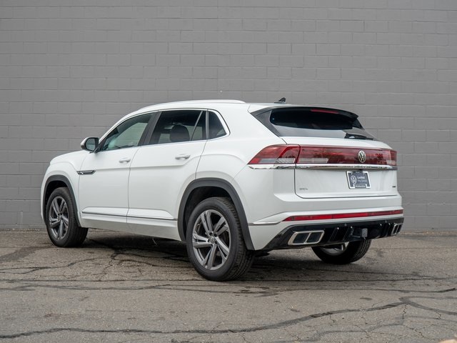 2024 Volkswagen Atlas Cross Sport SEL R-Line photo 2