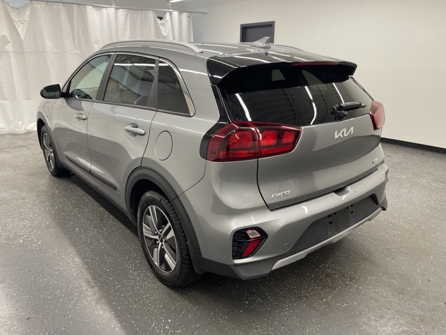 2022 Kia Niro Plug-In Hybrid LXS photo 2