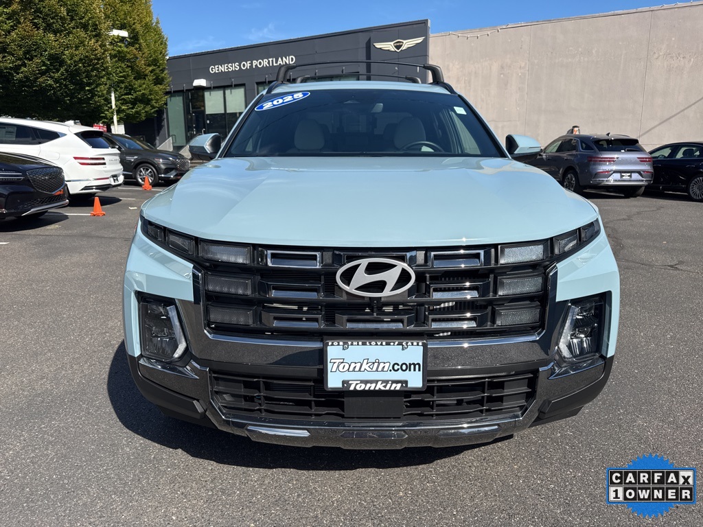 2025 Hyundai Santa Cruz Limited photo 2