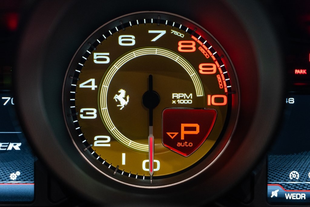2022 Ferrari F8 Spider Base photo 24