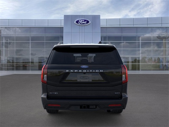 2025 Ford Expedition MAX photo 3