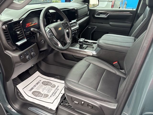 2025 Chevrolet Silverado 1500 LTZ photo 16