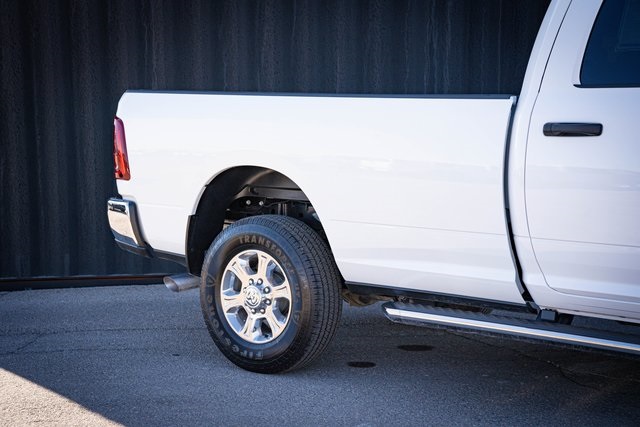 2025 Ram 2500 Big Horn photo 6