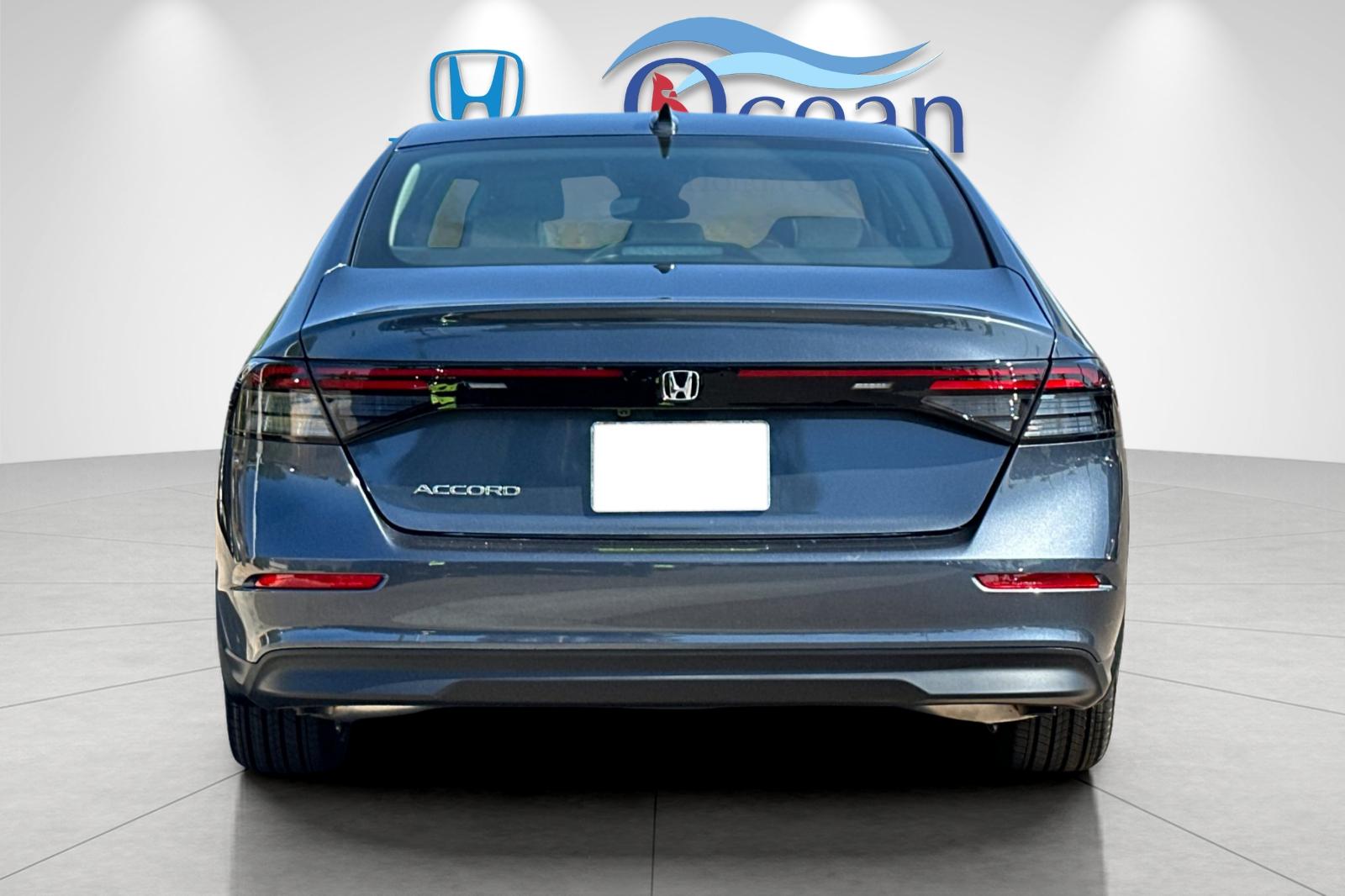 2025 Honda Accord 1.5T LX photo 4