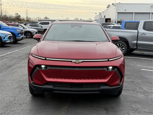 2026 Chevrolet Equinox EV 1LT photo 2