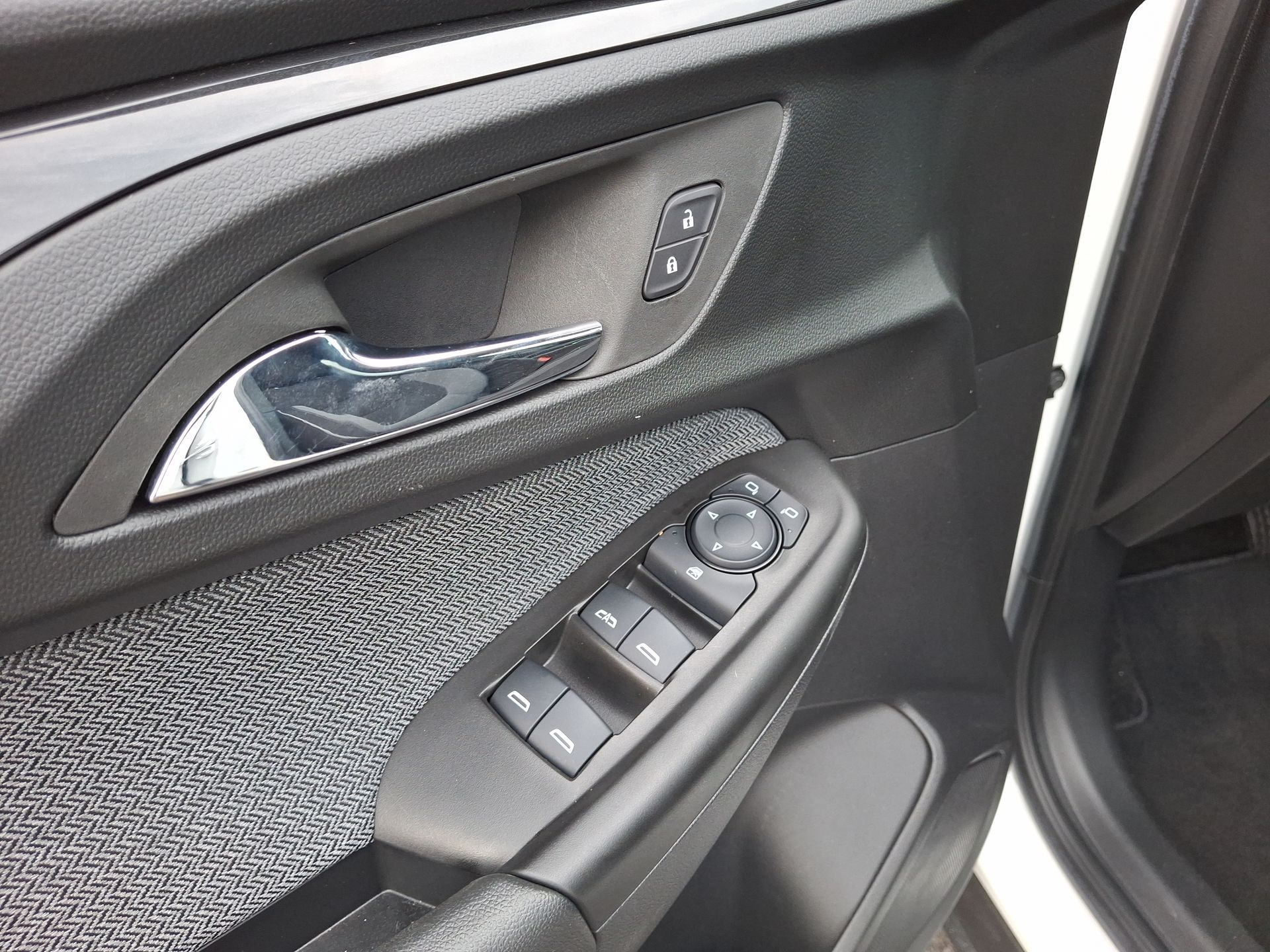 2023 Chevrolet Trailblazer LT photo 13