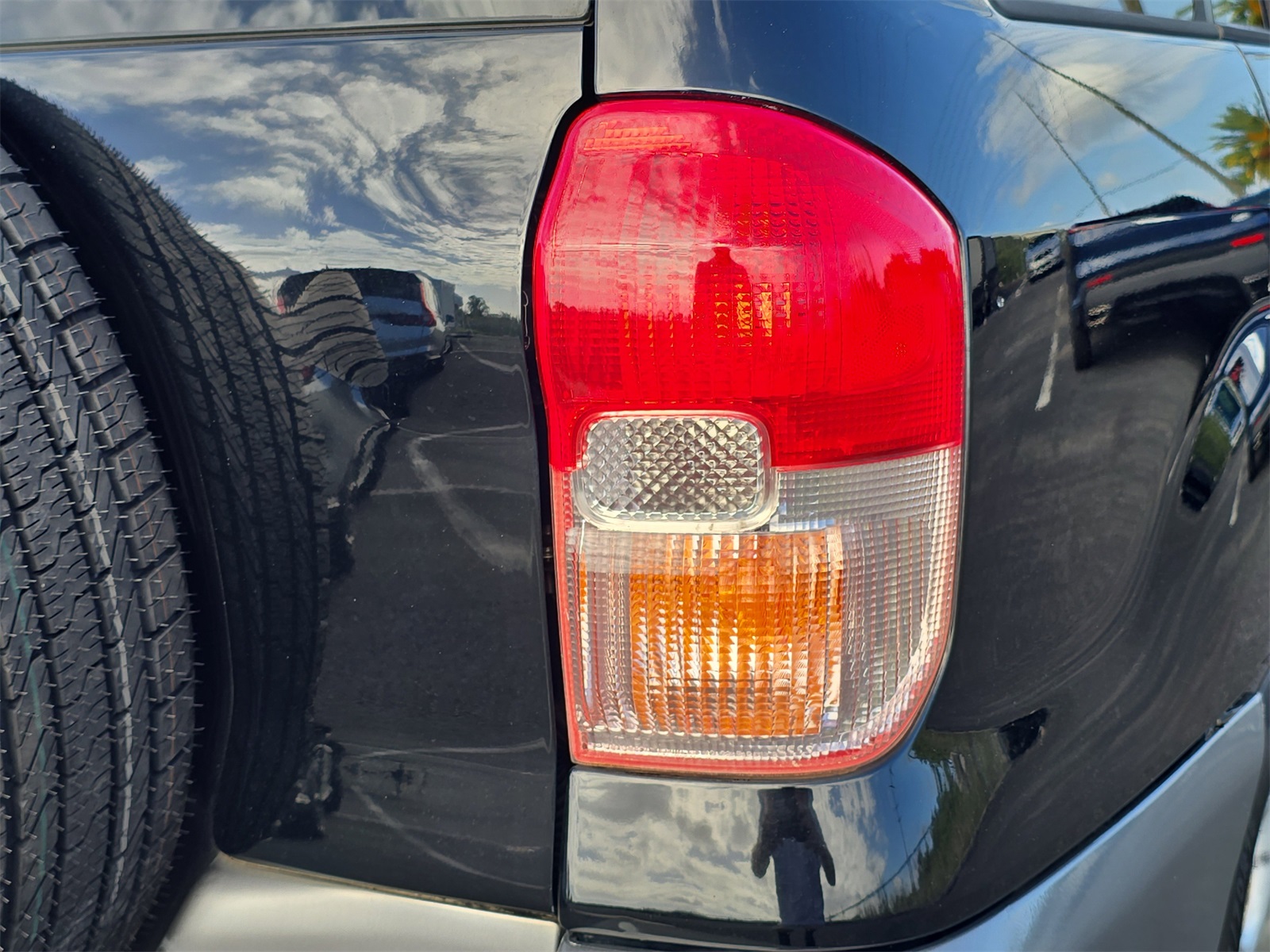 2002 Toyota RAV4 Base photo 8
