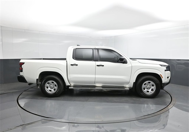 2022 Nissan Frontier S photo 24
