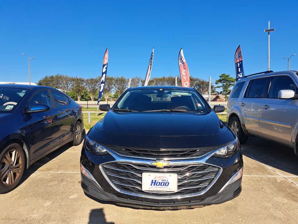 Used 2020 Chevrolet Malibu 1LS with VIN 1G1ZB5ST0LF119683 for sale in New Orleans, LA