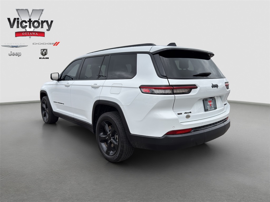 2023 Jeep Grand Cherokee Limited photo 4
