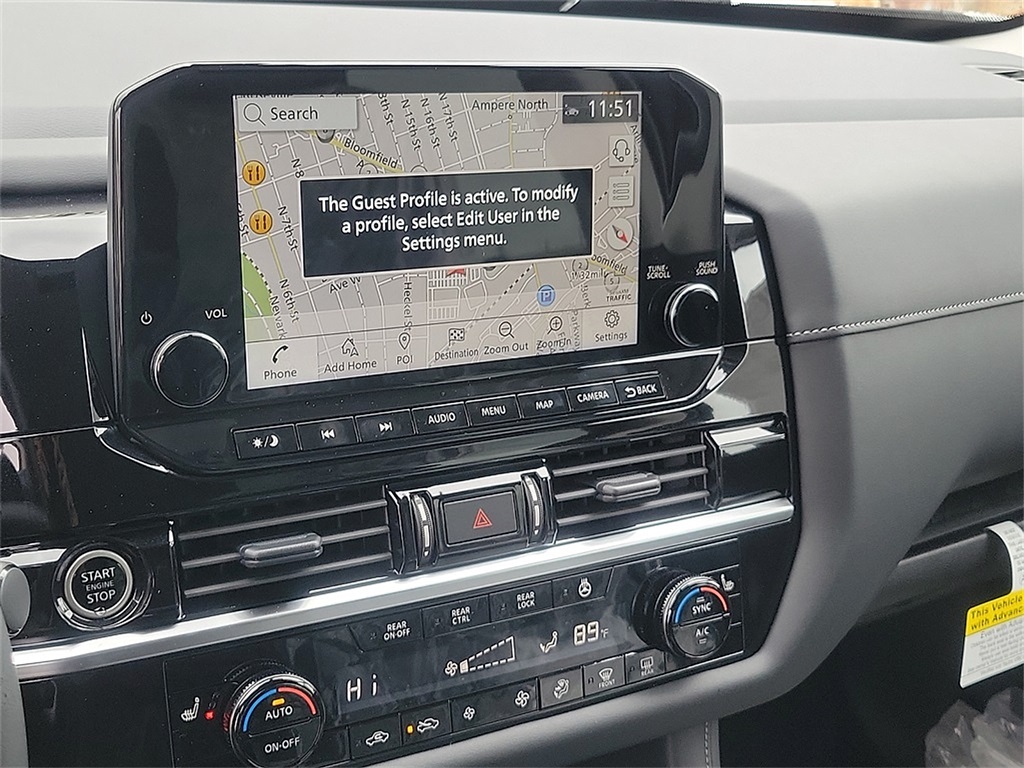 2025 Nissan Pathfinder SL photo 6