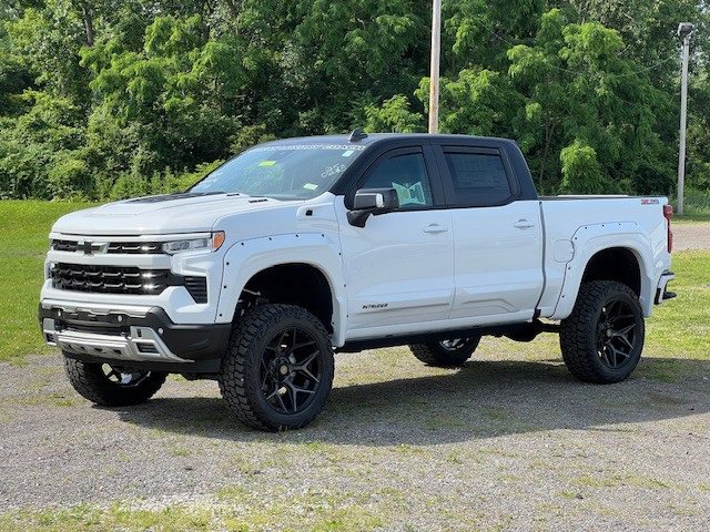 2025 Chevrolet Silverado 1500 RST photo 8