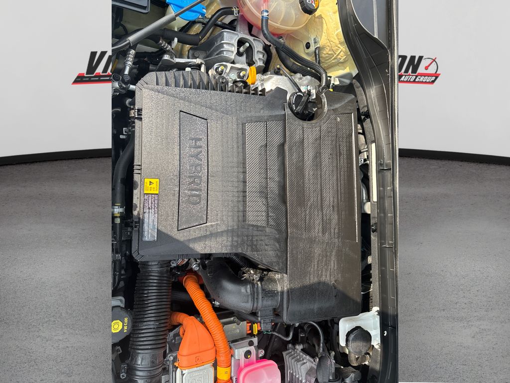 2022 Kia Niro LXS photo 13