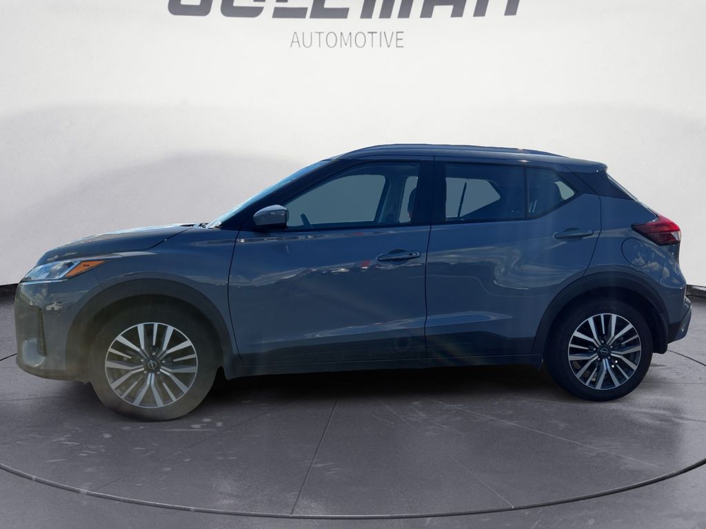 2024 Nissan Kicks SV photo 2