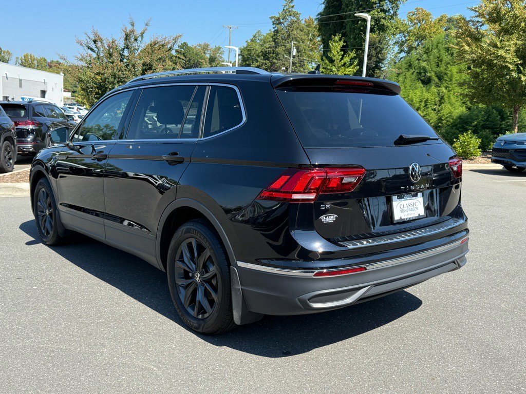 2024 Volkswagen Tiguan SE Wolfsburg Edition photo 17