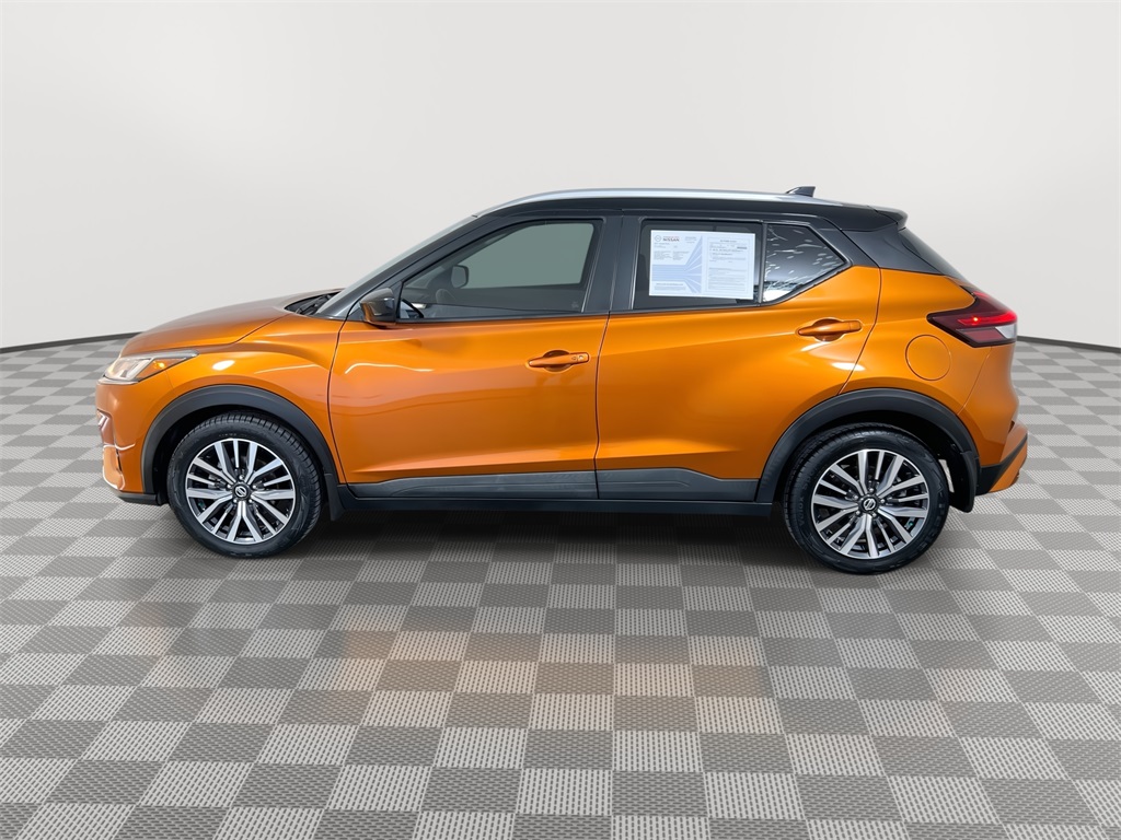 2021 Nissan Kicks SV photo 2