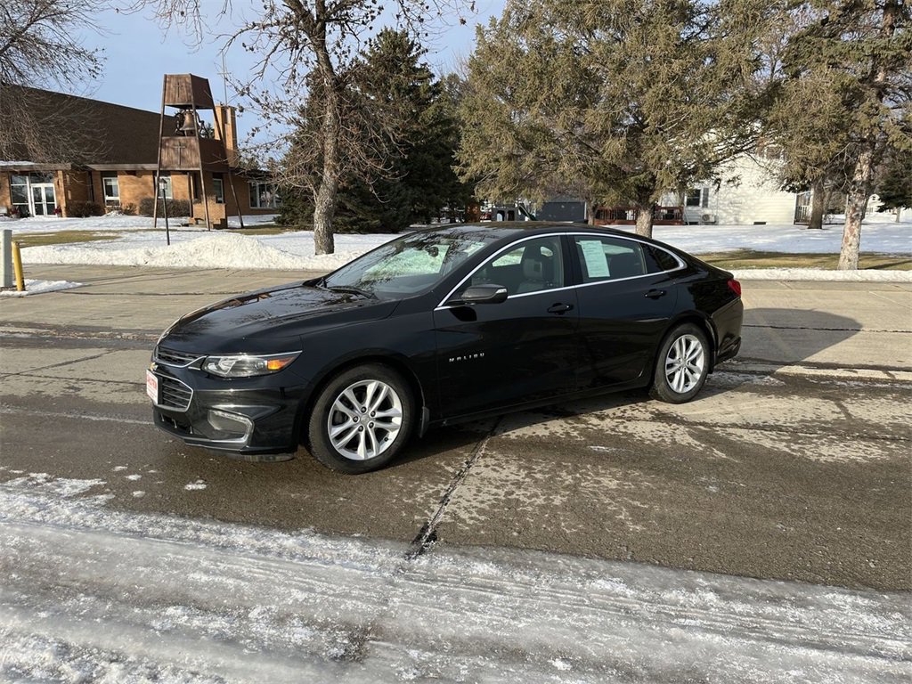 2017 Chevrolet Malibu 1LT's photo
