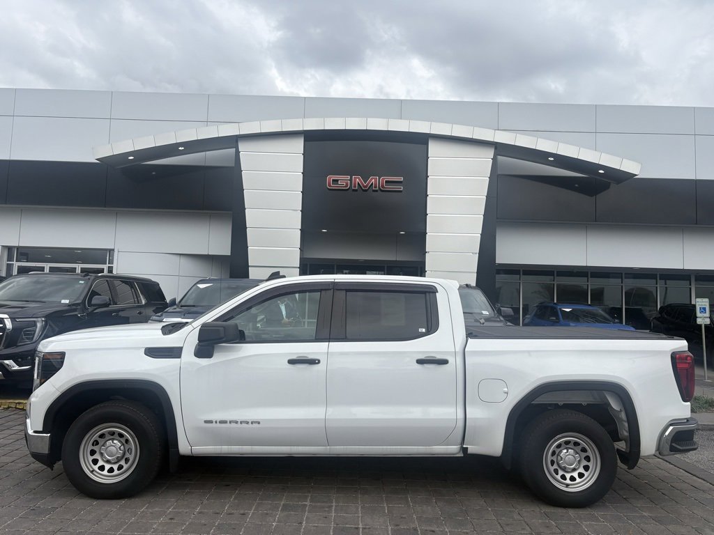 2023 GMC Sierra 1500 Pro's photo