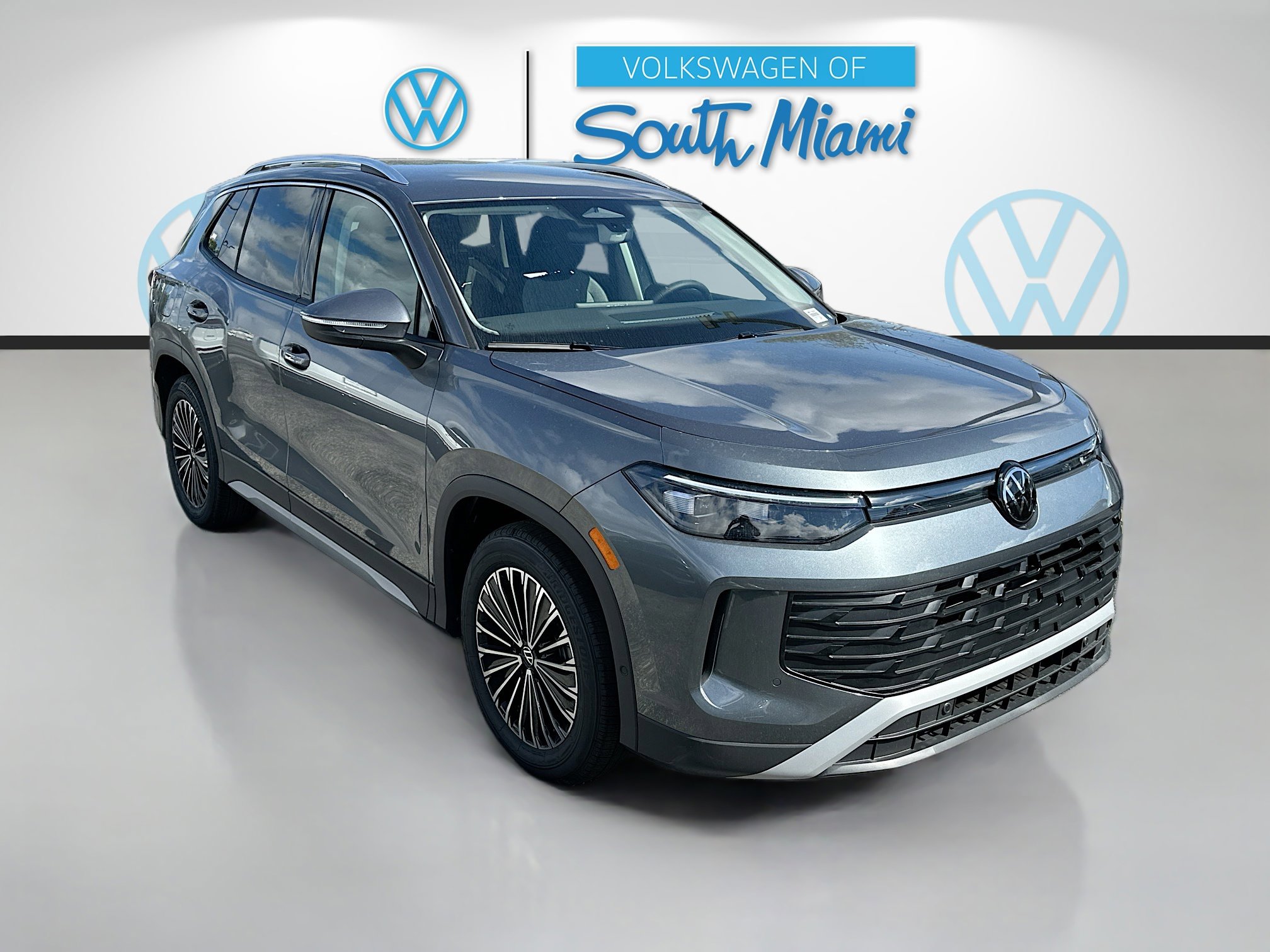 2026 Volkswagen Tiguan S's photo