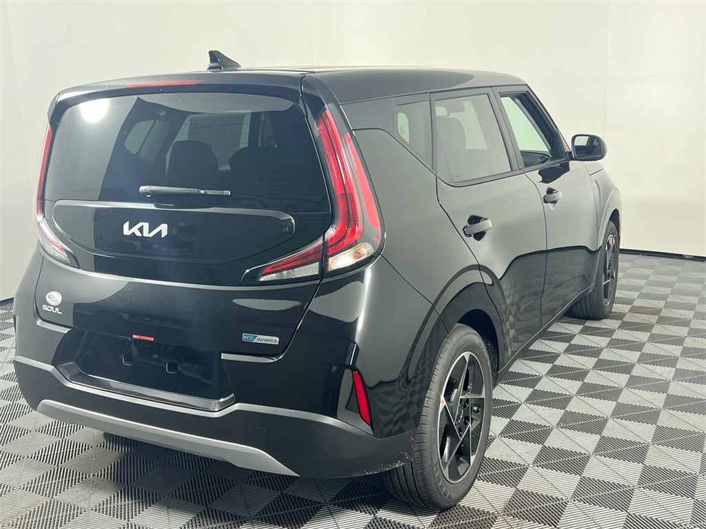 2025 Kia Soul EX photo 3