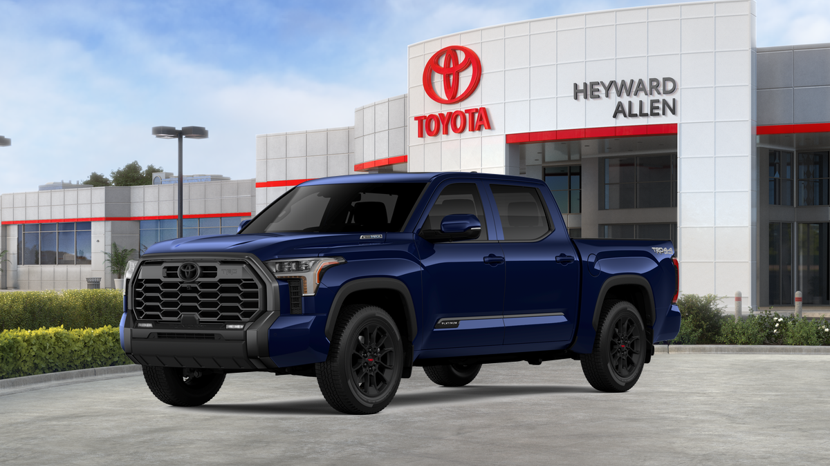 2026 Toyota Tundra Platinum's photo
